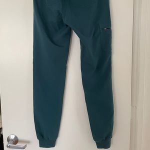 Figs Zamora Jogger Caribbean Blue